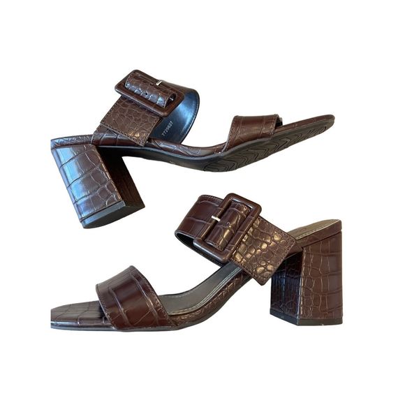 Amelia Grace Brown Faux Snakeskin Block Heels Size 9 - Picture 2 of 7